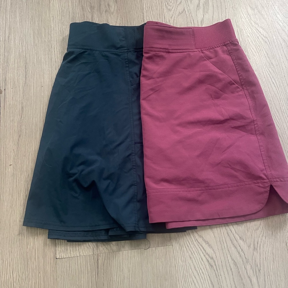 GUC LOT of 2 Athletic Skorts with pockets and built-in shorts